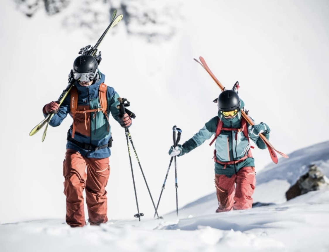 How to build a layering system for skiing